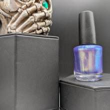 Load image into Gallery viewer, Hey, Pretty